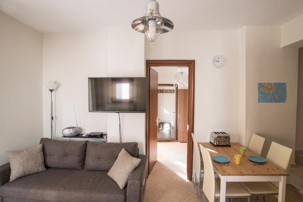 Bouganvillia Homes Nikiti  Room photo