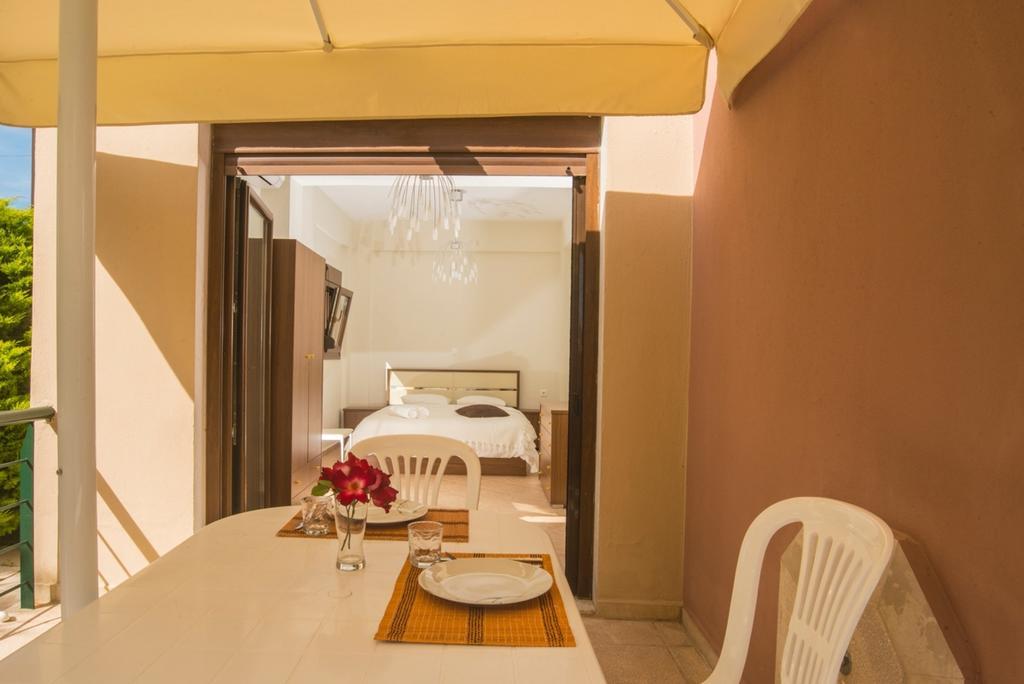 Bouganvillia Homes Nikiti  Room photo