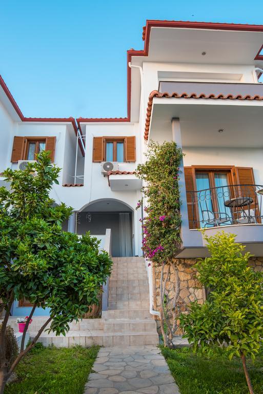 Bouganvillia Homes Nikiti  Exterior photo