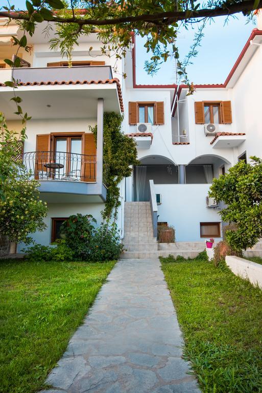 Bouganvillia Homes Nikiti  Exterior photo